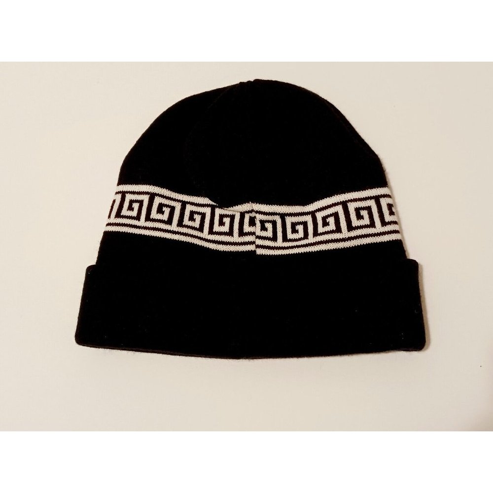 Breezy Excursion Black and White Pattern Beanie Best NWOT Unisex - Picture 9 of 9